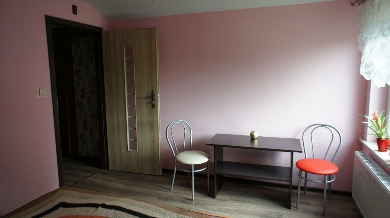 Hotel W Cieniu Sosen Grebow Exterior foto