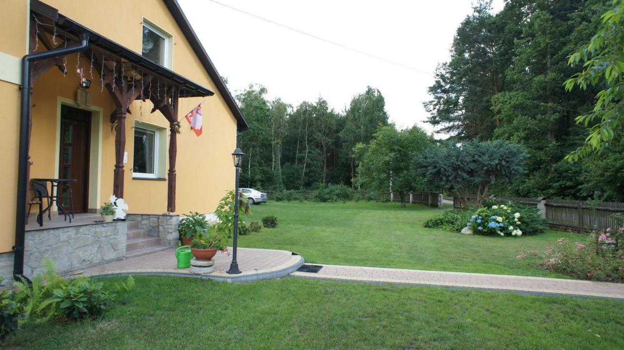 Hotel W Cieniu Sosen Grebow Exterior foto
